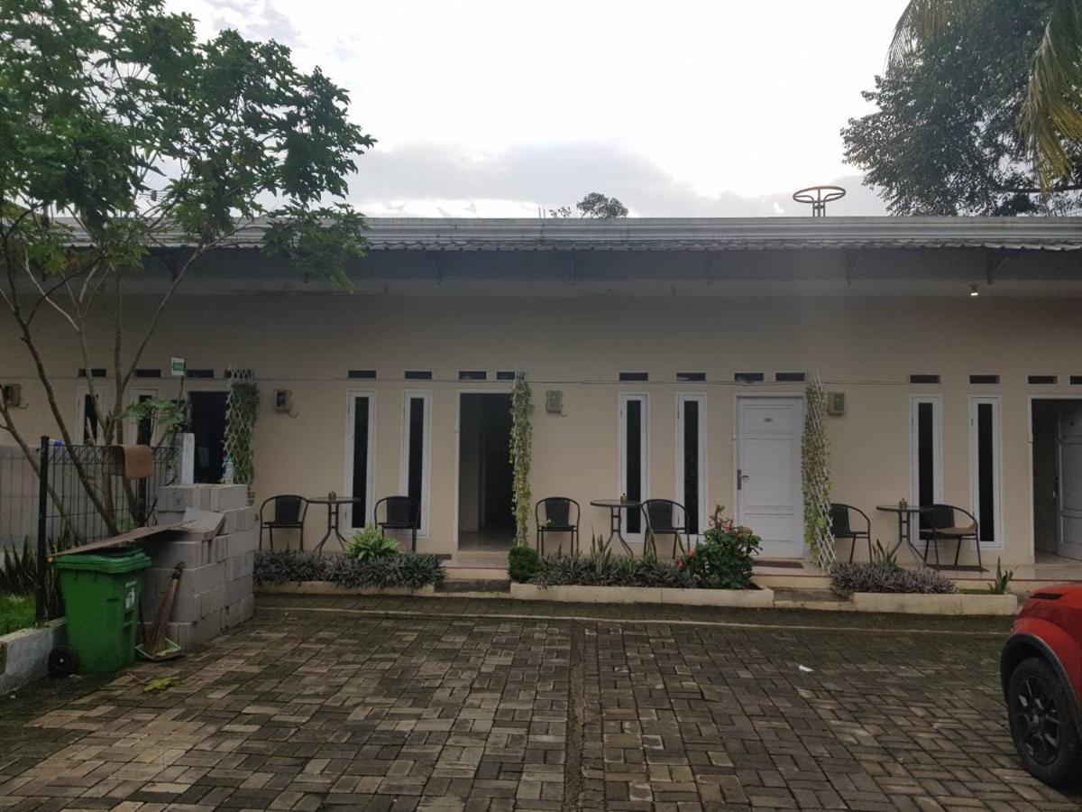 Bakom Inn Syariah 茂物 外观 照片