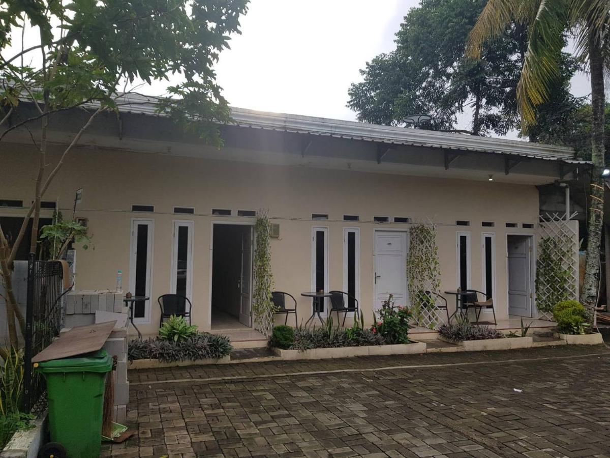 Bakom Inn Syariah 茂物 外观 照片